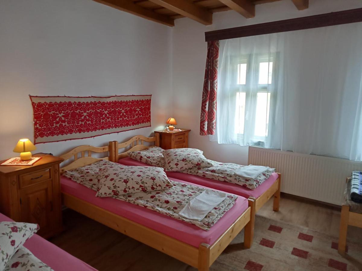 Elza Guesthouse Риметя Экстерьер фото